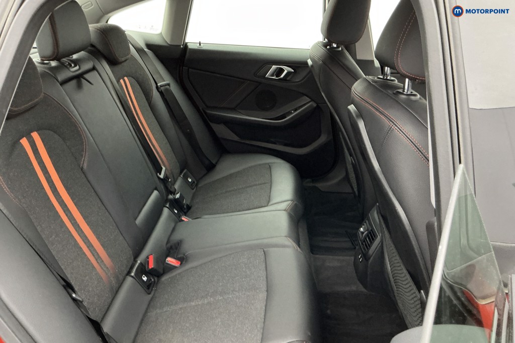 BMW 2 Series Sport Manual Petrol Saloon - Stock Number (1612823) - 7th supplementary image