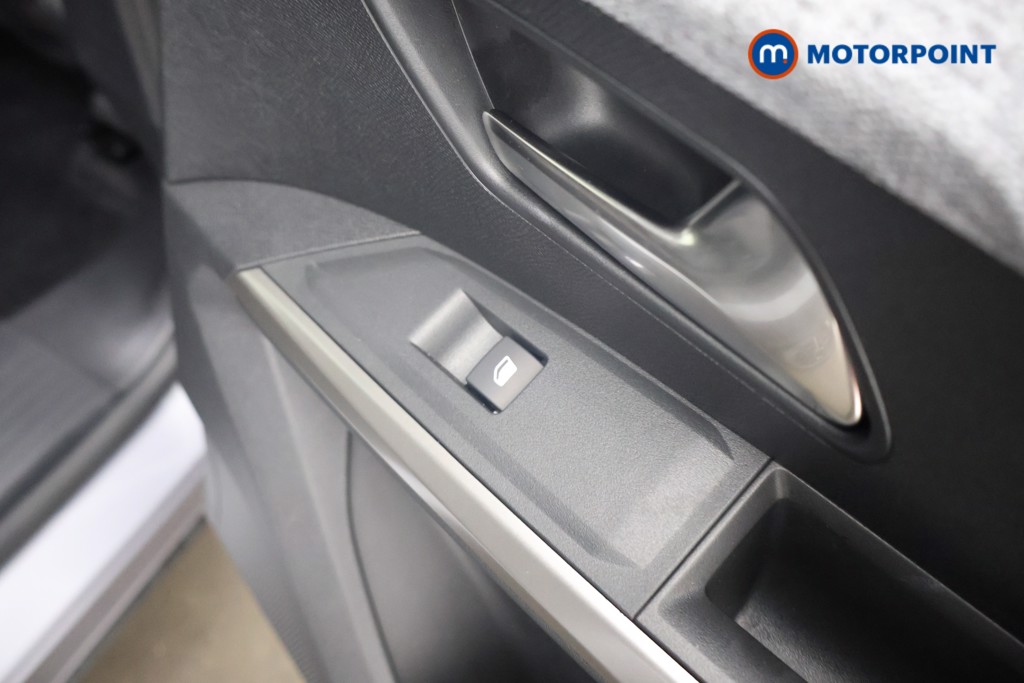 Peugeot 5008 Allure Automatic Petrol SUV - Stock Number (1612885) - 30th supplementary image