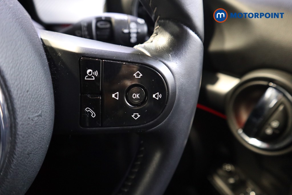 Mini Hatchback Cooper Exclusive Automatic Petrol Hatchback - Stock Number (1612961) - 4th supplementary image
