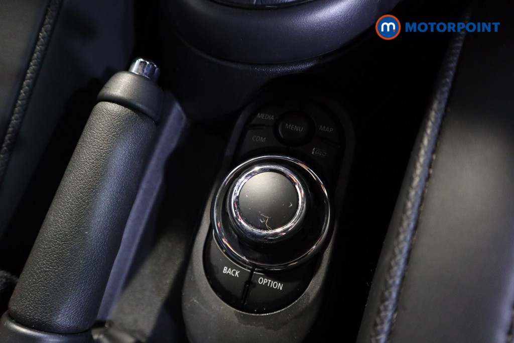 Mini Hatchback Cooper Exclusive Automatic Petrol Hatchback - Stock Number (1612961) - 10th supplementary image