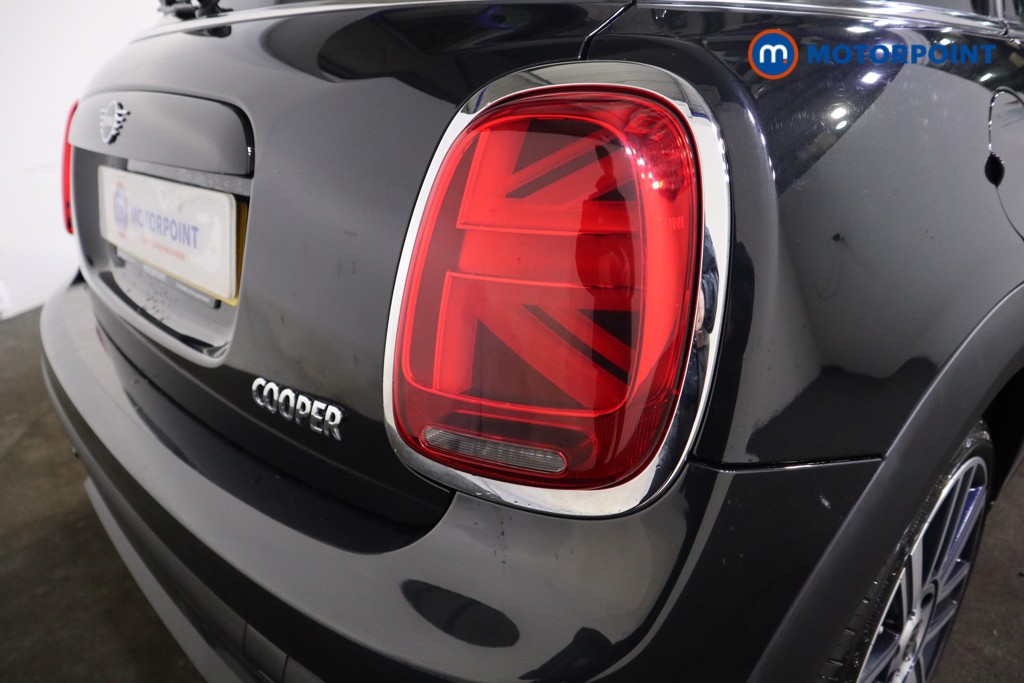 Mini Hatchback Cooper Exclusive Automatic Petrol Hatchback - Stock Number (1612961) - 27th supplementary image