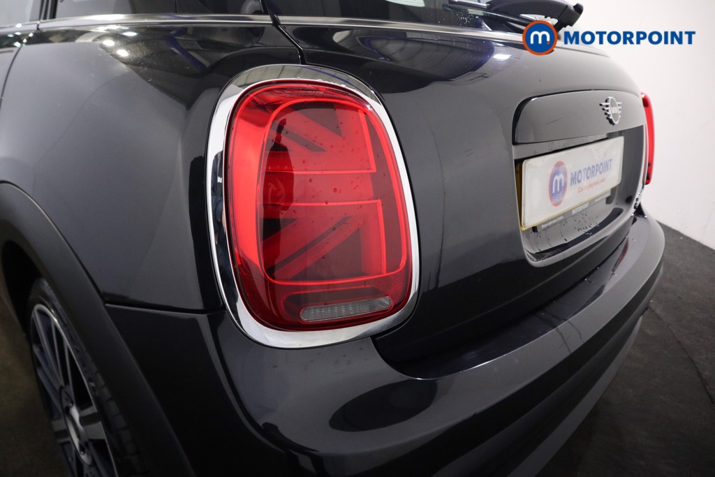 Mini Hatchback Cooper Exclusive Automatic Petrol Hatchback - Stock Number (1612961) - 28th supplementary image