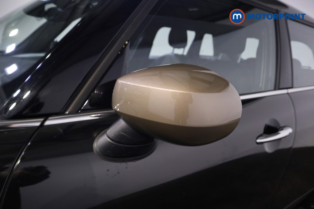 Mini Hatchback Cooper Exclusive Automatic Petrol Hatchback - Stock Number (1612961) - 32nd supplementary image