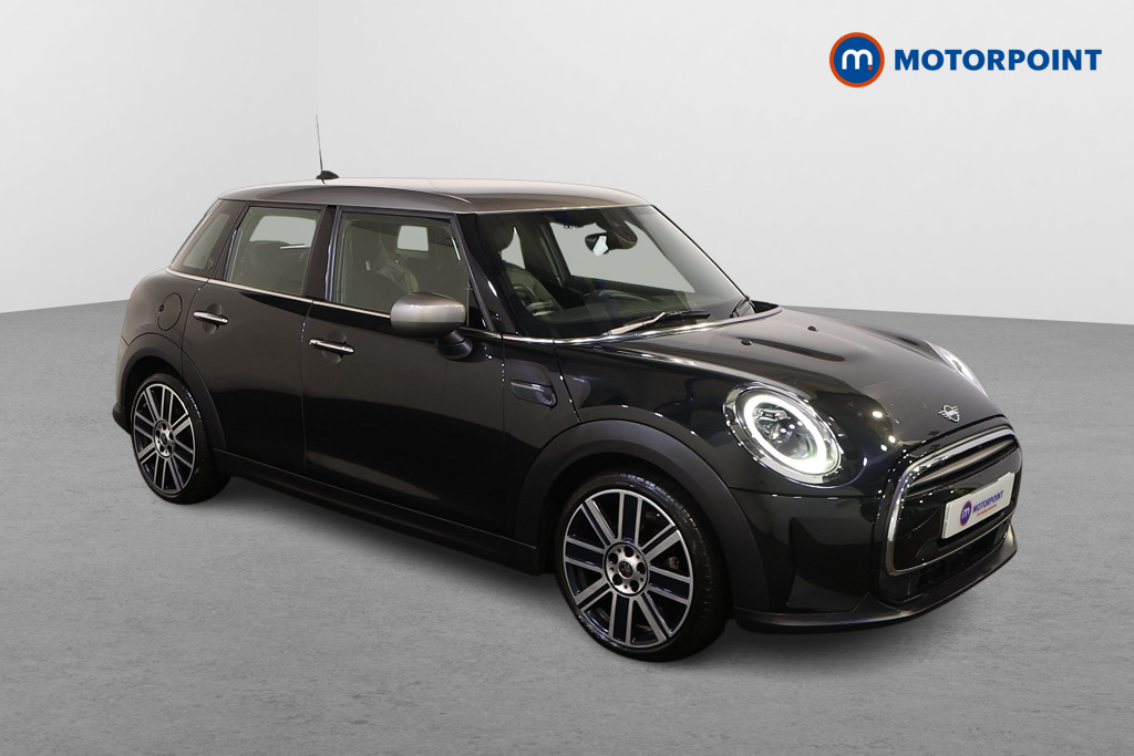 Mini Hatchback Cooper Exclusive Automatic Petrol Hatchback - Stock Number (1612961) - Drivers side front corner