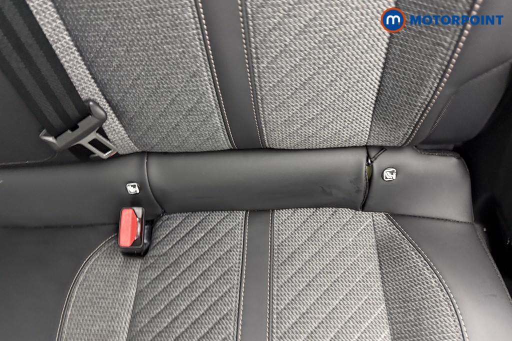 Peugeot 2008 Allure Automatic Petrol SUV - Stock Number (1613089) - 21st supplementary image