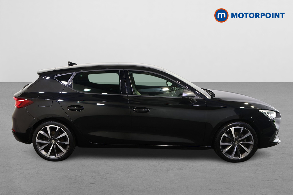 Seat Leon Fr Sport Manual Petrol Hatchback - Stock Number (1613162) - Drivers side