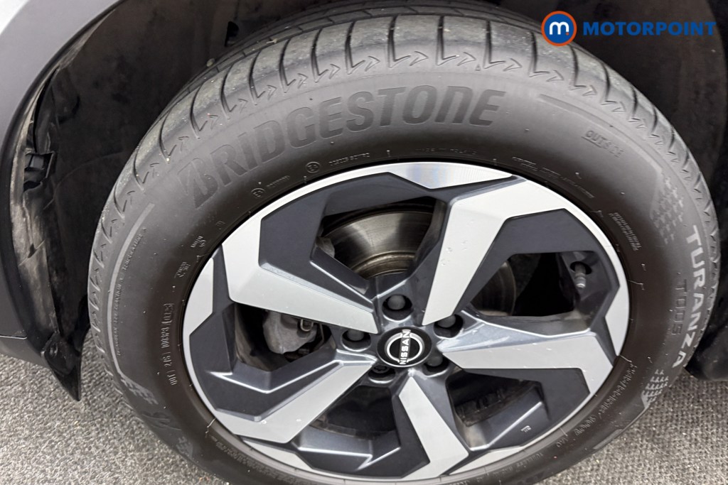 Nissan Qashqai N-Connecta Automatic Petrol SUV - Stock Number (1613211) - 29th supplementary image
