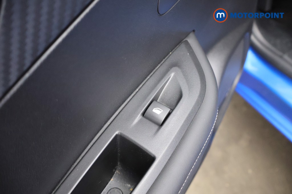 Peugeot 2008 Allure Manual Petrol SUV - Stock Number (1613280) - 31st supplementary image