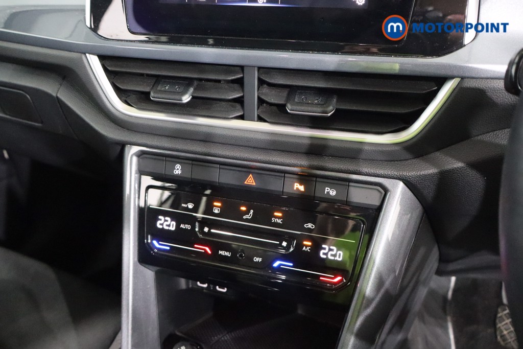 Volkswagen T-Roc Style Manual Petrol SUV - Stock Number (1613480) - 11th supplementary image