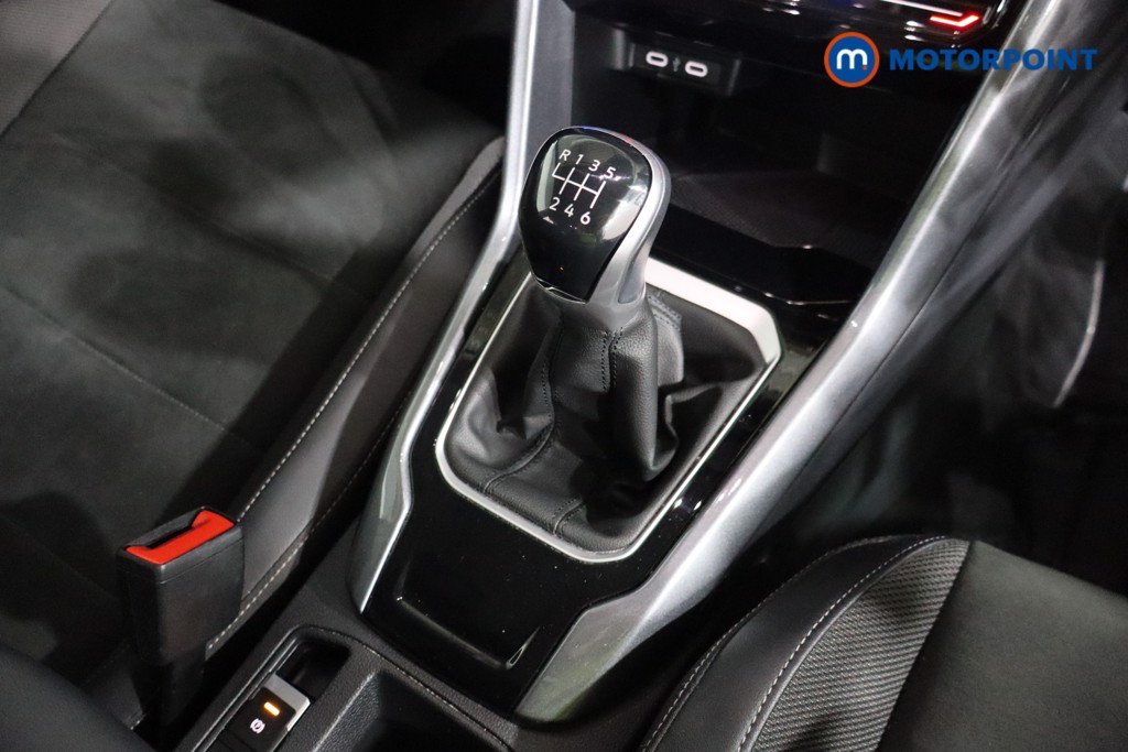Volkswagen T-Roc Style Manual Petrol SUV - Stock Number (1613480) - 12th supplementary image