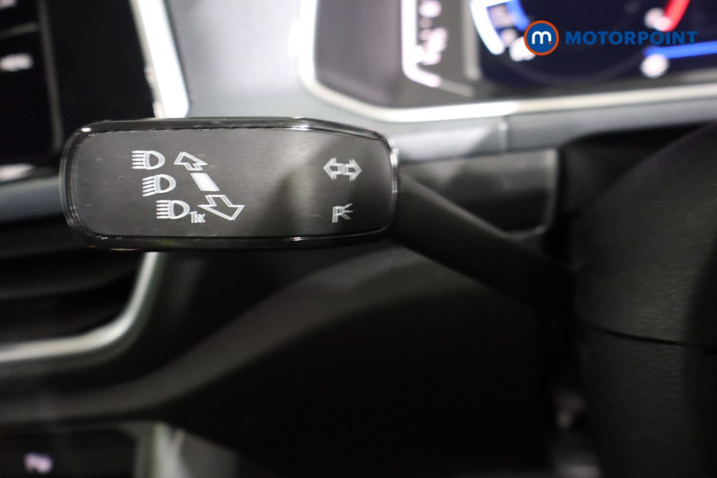 Volkswagen T-Roc Style Manual Petrol SUV - Stock Number (1613480) - 15th supplementary image