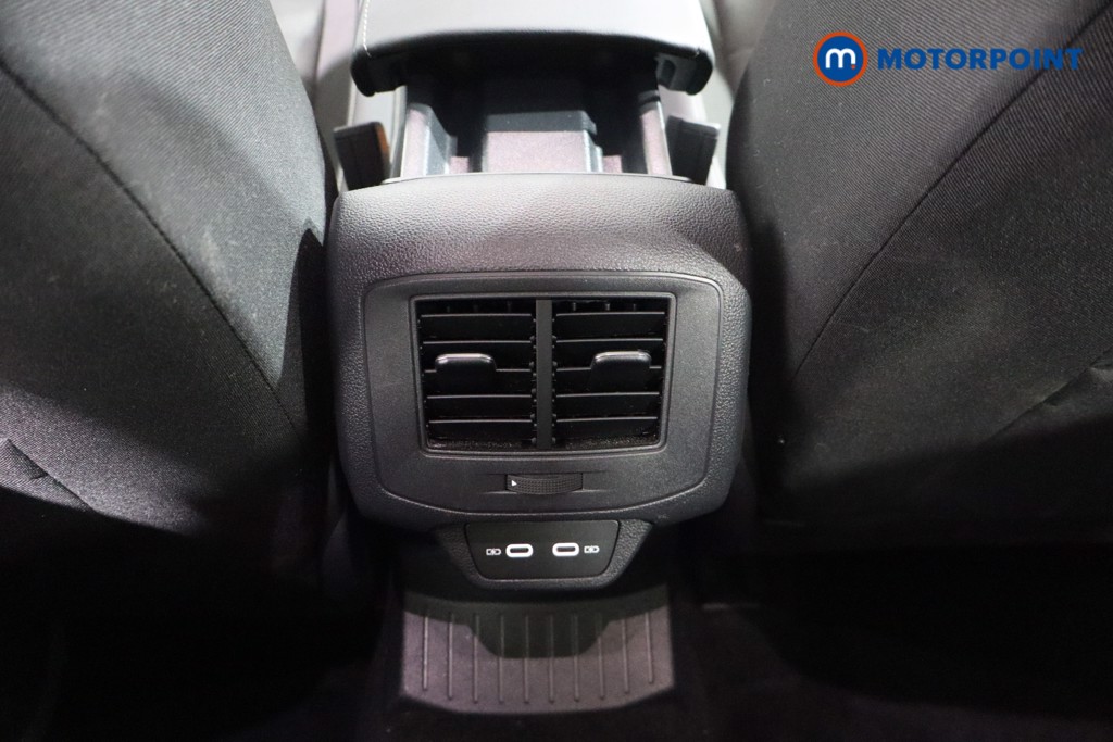 Volkswagen T-Roc Style Manual Petrol SUV - Stock Number (1613480) - 21st supplementary image