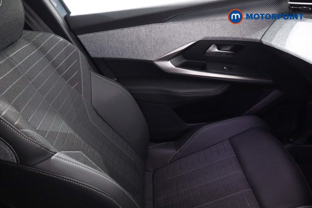 Peugeot 5008 GT Automatic Petrol SUV - Stock Number (1613653) - 22nd supplementary image