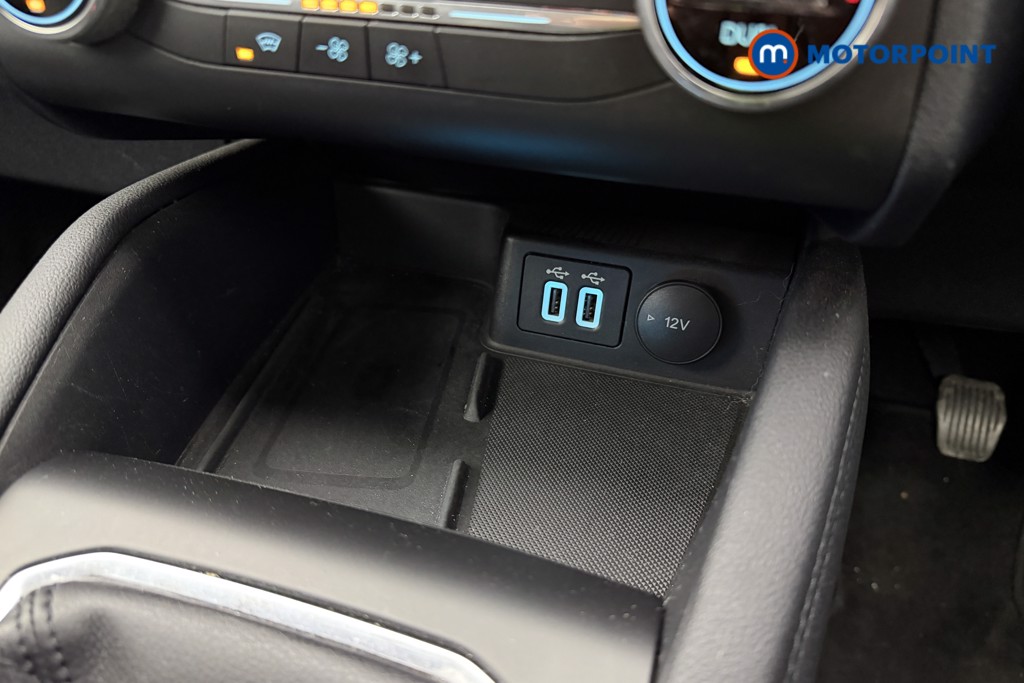 Ford Kuga Titanium Edition Manual Petrol SUV - Stock Number (1613818) - 12th supplementary image