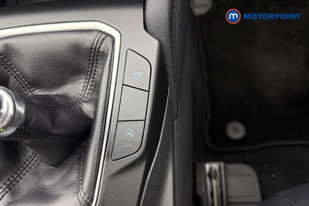 Ford Kuga Titanium Edition Manual Petrol SUV - Stock Number (1613818) - 15th supplementary image