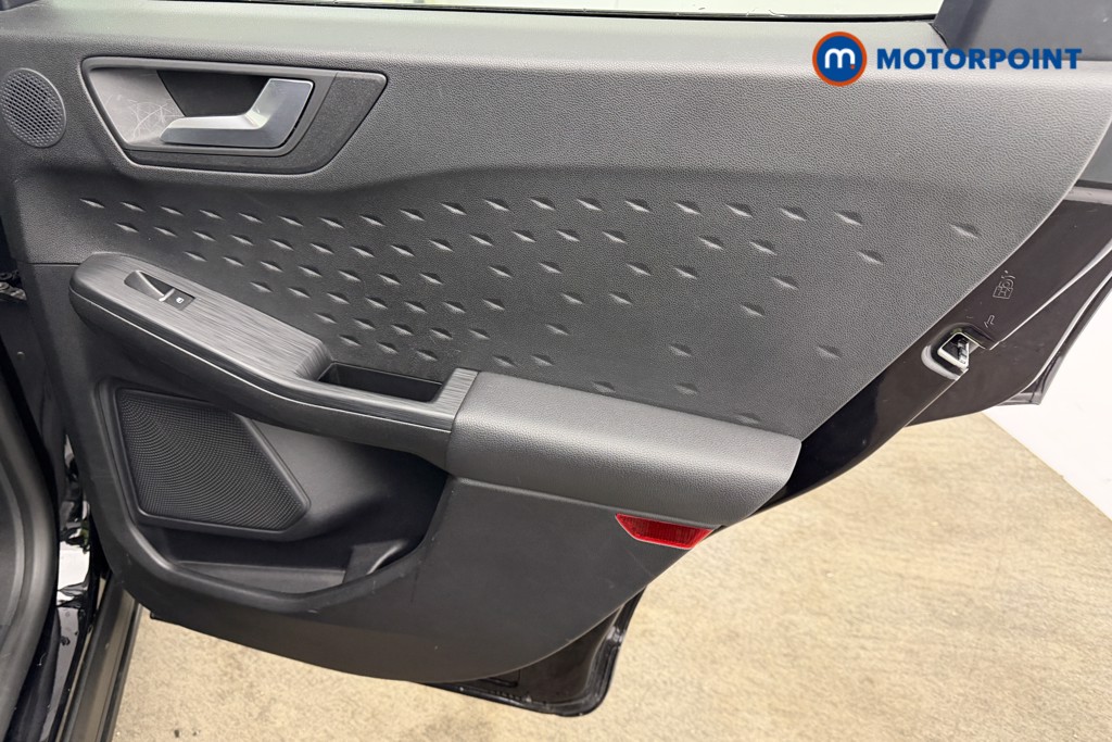 Ford Kuga Titanium Edition Manual Petrol SUV - Stock Number (1613818) - 30th supplementary image