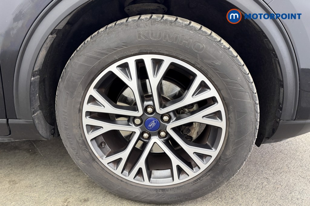 Ford Kuga Titanium Edition Manual Petrol SUV - Stock Number (1613818) - 42nd supplementary image