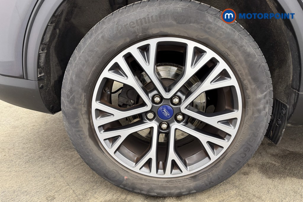 Ford Kuga Titanium Edition Manual Petrol SUV - Stock Number (1613818) - 43rd supplementary image