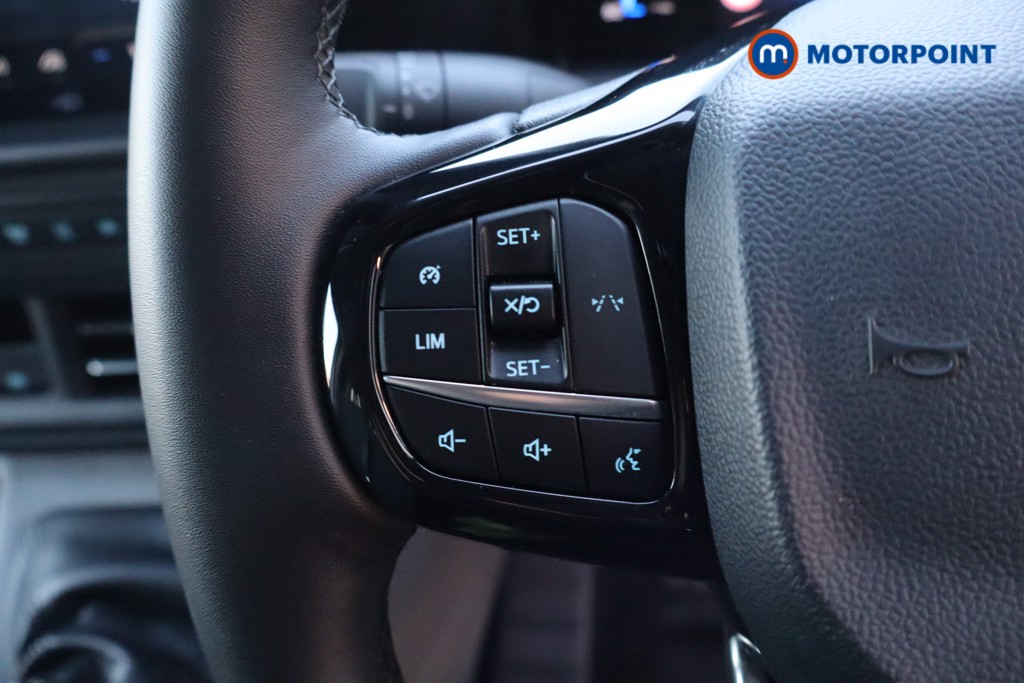 Ford Transit Custom Limited Manual Diesel Panel Van - Stock Number (1613978) - 7th supplementary image