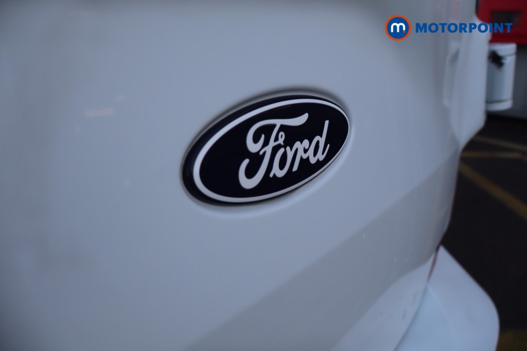 Ford Transit Custom Limited Manual Diesel Panel Van - Stock Number (1613978) - 30th supplementary image