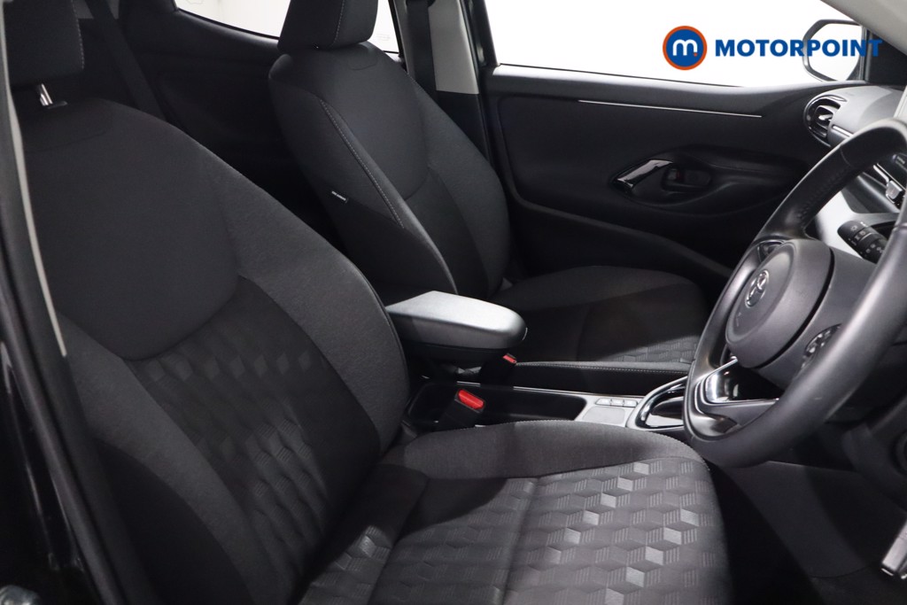 Toyota Yaris Design Automatic Petrol-Electric Hybrid Hatchback - Stock Number (1614169) - 22nd supplementary image