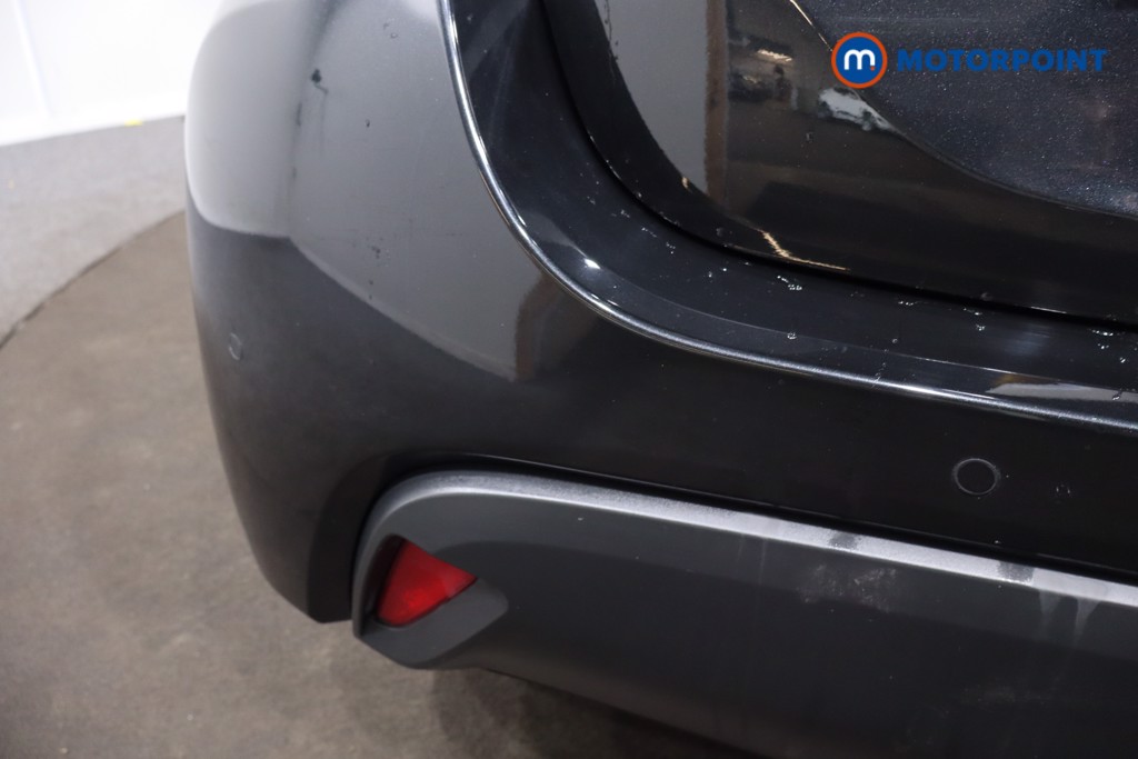 Toyota Yaris Design Automatic Petrol-Electric Hybrid Hatchback - Stock Number (1614169) - 37th supplementary image