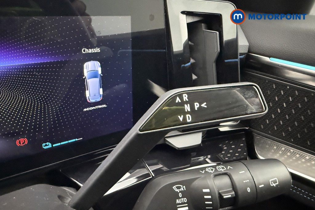 Renault Austral Iconic Esprit Alpine Automatic Petrol-Electric Hybrid SUV - Stock Number (1614257) - 7th supplementary image