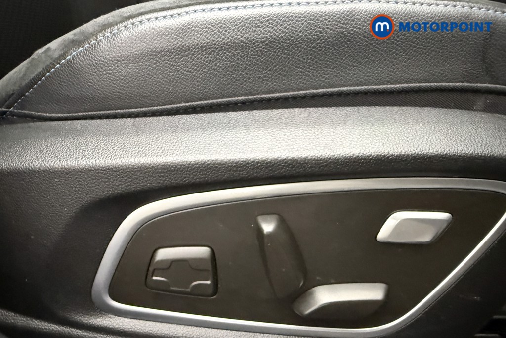 Renault Austral Iconic Esprit Alpine Automatic Petrol-Electric Hybrid SUV - Stock Number (1614257) - 18th supplementary image