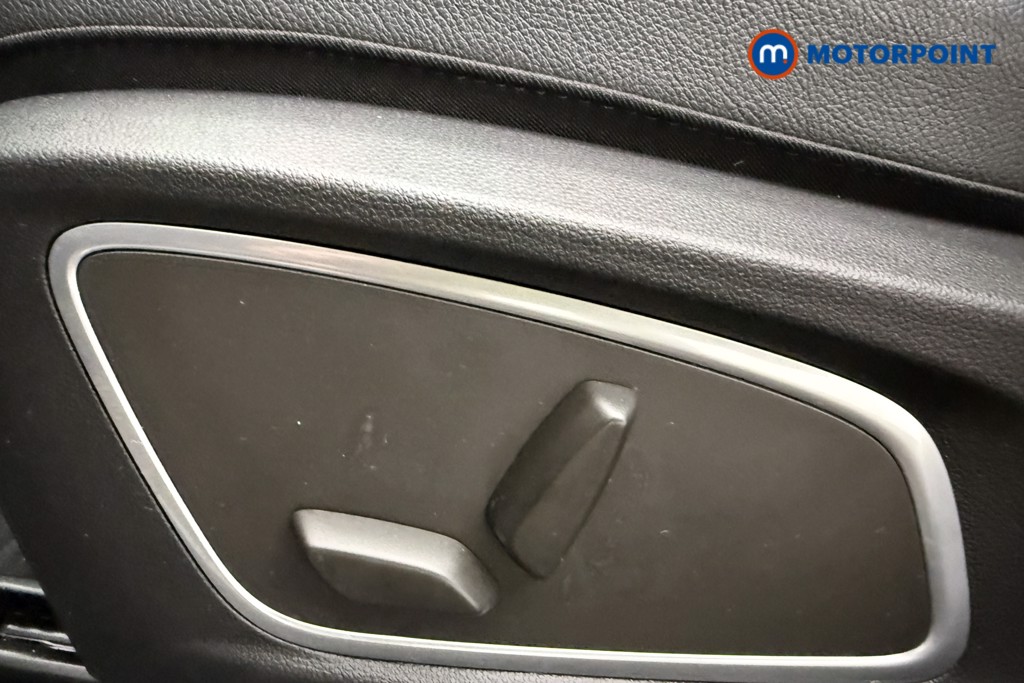 Renault Austral Iconic Esprit Alpine Automatic Petrol-Electric Hybrid SUV - Stock Number (1614257) - 19th supplementary image