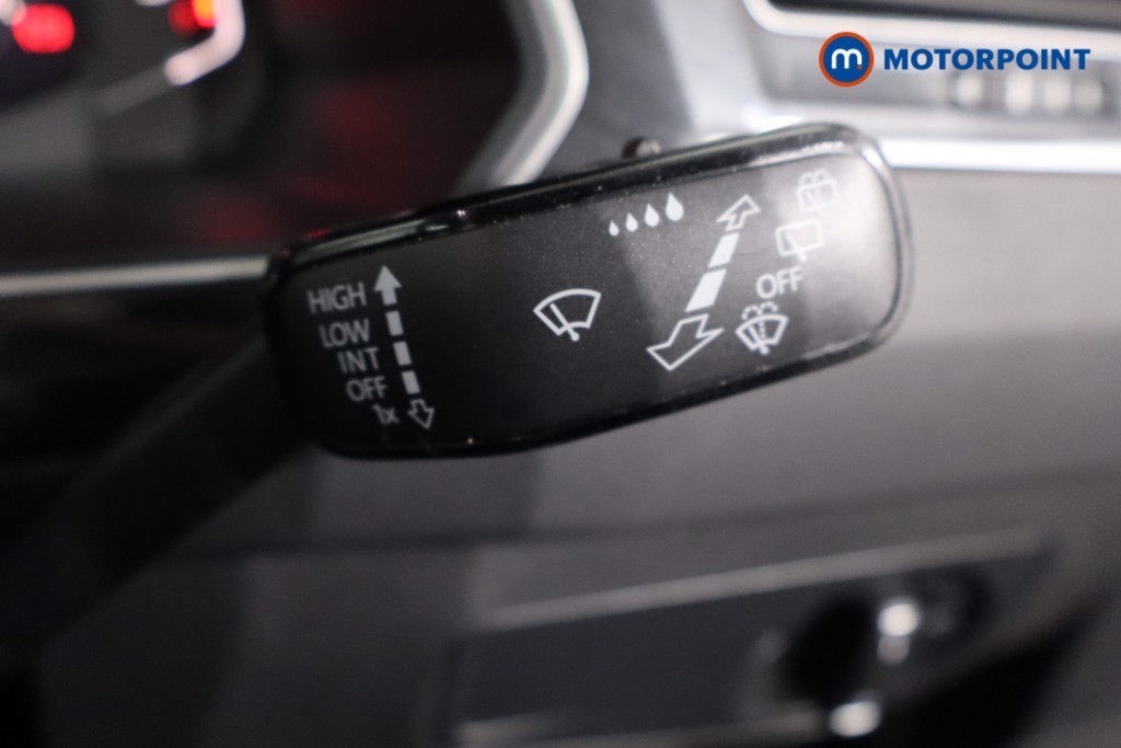 Volkswagen Tiguan R-Line Tech Automatic Petrol SUV - Stock Number (1614309) - 15th supplementary image