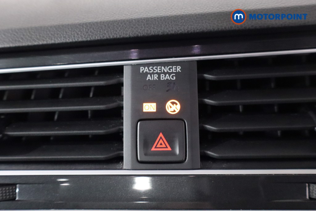 Volkswagen Tiguan R-Line Tech Automatic Petrol SUV - Stock Number (1614309) - 21st supplementary image