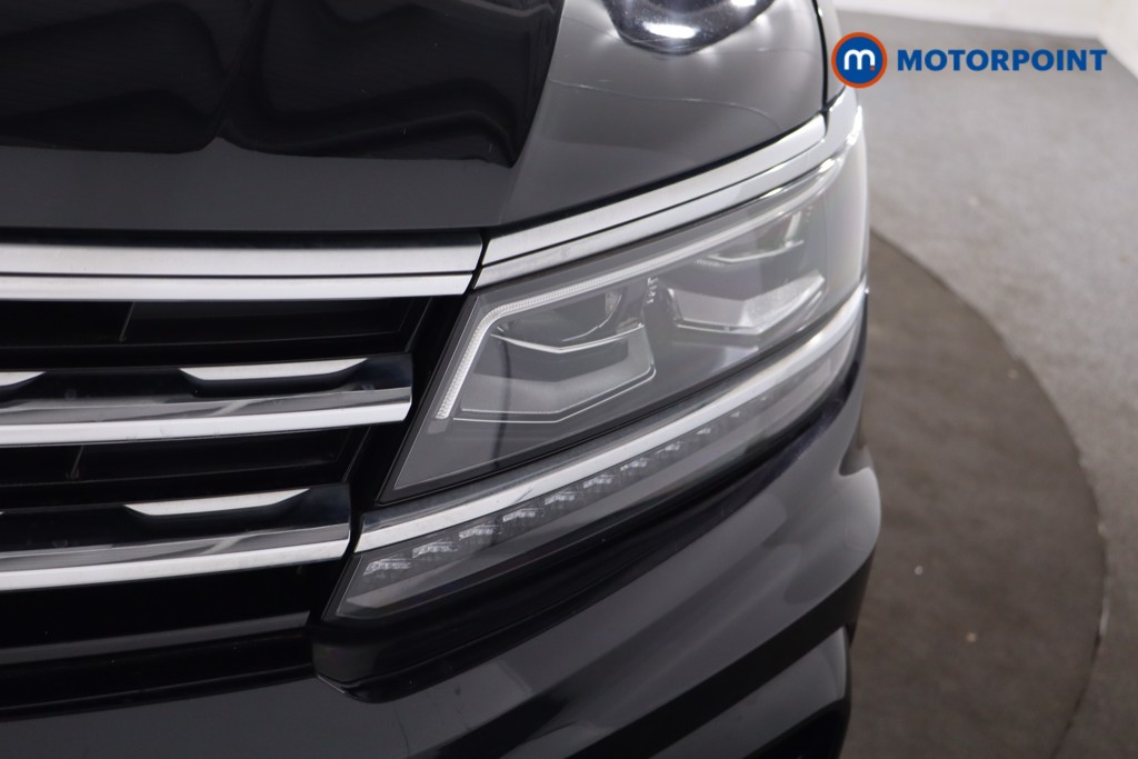 Volkswagen Tiguan R-Line Tech Automatic Petrol SUV - Stock Number (1614309) - 33rd supplementary image