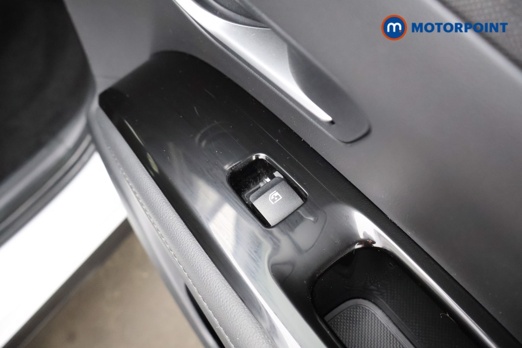 Hyundai Tucson Premium Manual Petrol SUV - Stock Number (1614515) - 27th supplementary image