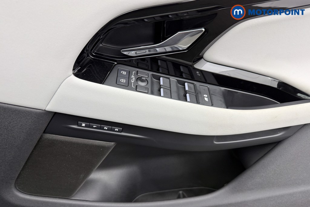 Land Rover Range Rover Evoque Dynamic Se Automatic Diesel SUV - Stock Number (1614667) - 15th supplementary image