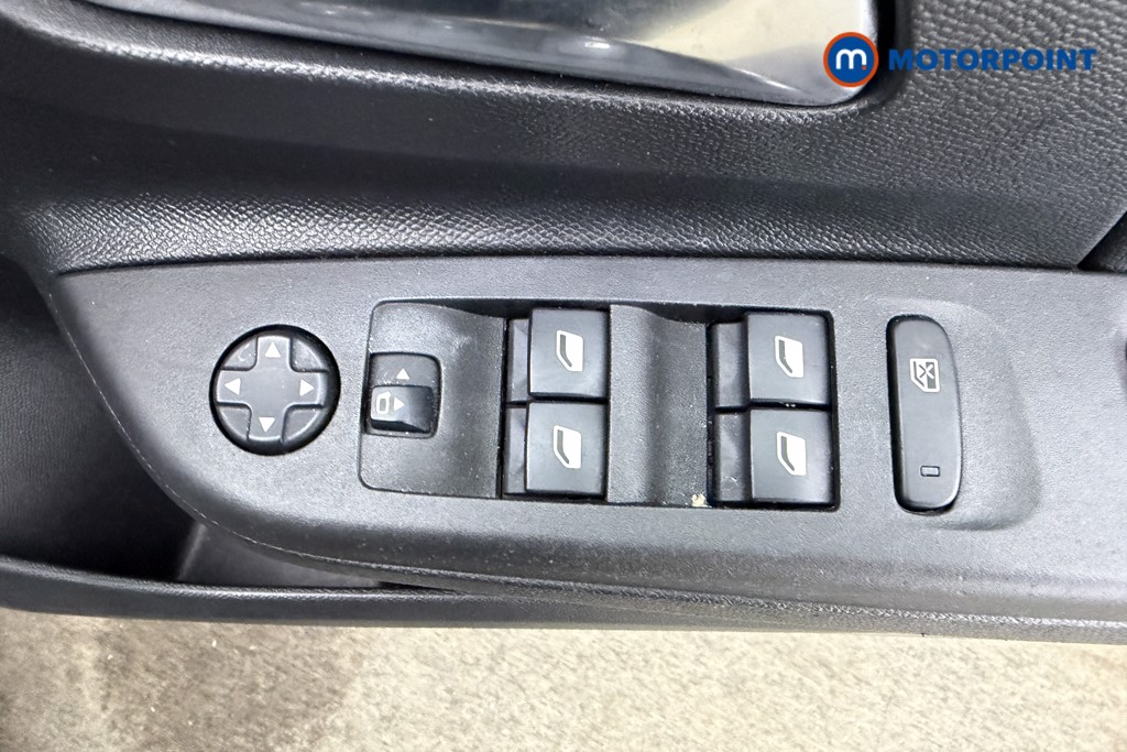 Vauxhall Corsa Elite Edition Manual Petrol Hatchback - Stock Number (1614809) - 17th supplementary image