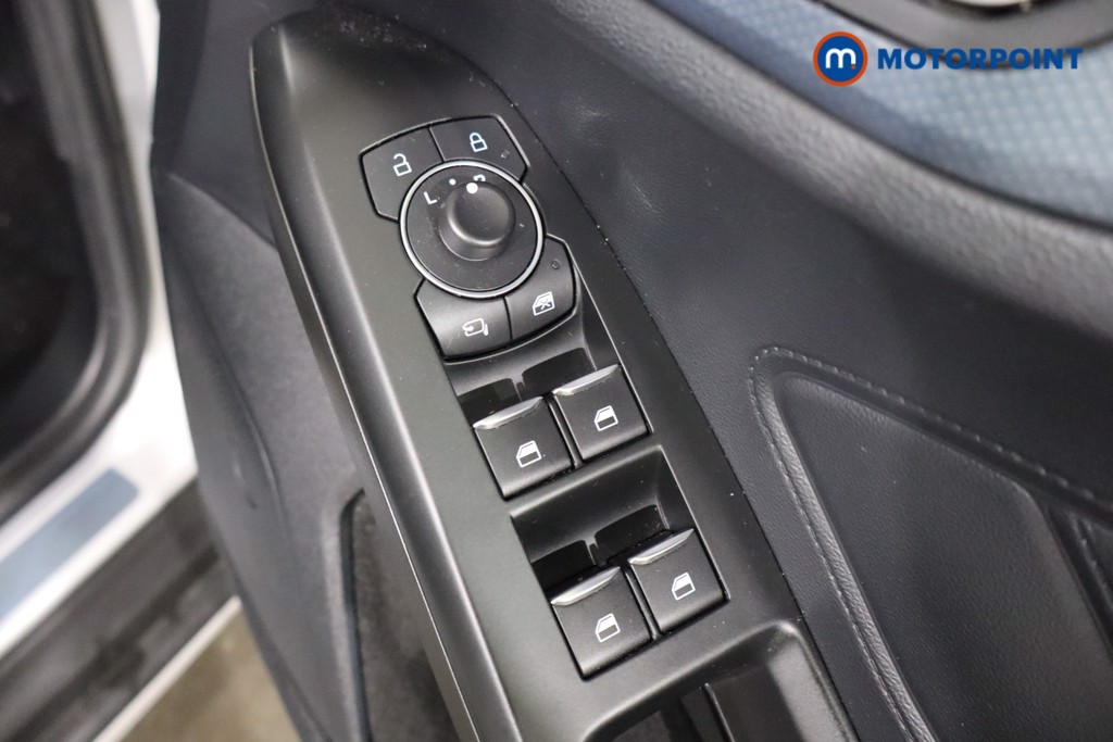 Ford Focus Active Vignale Automatic Petrol Hatchback - Stock Number (1589700) - 19th supplementary image