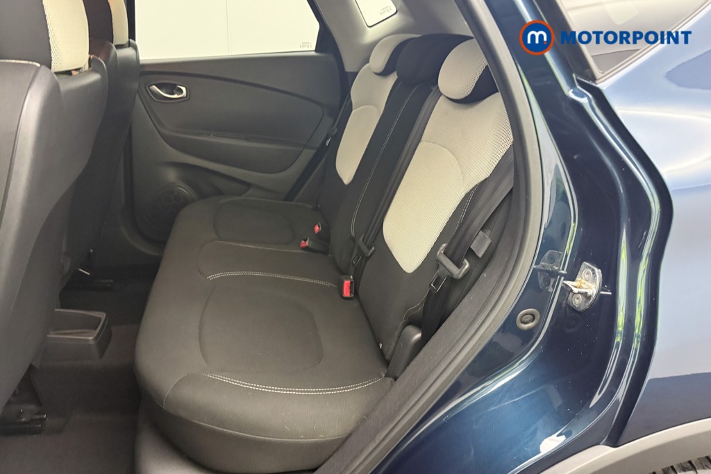 Renault Captur Iconic Manual Petrol SUV - Stock Number (1593574) - 5th supplementary image