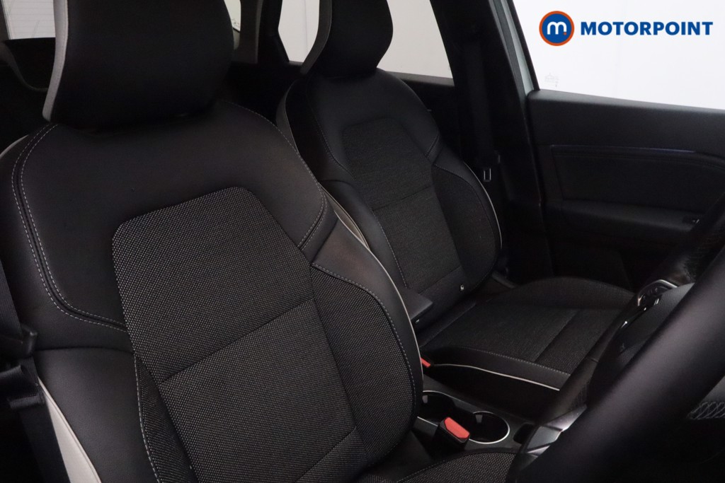 Renault Captur Techno Manual Petrol SUV - Stock Number (1595518) - 13th supplementary image