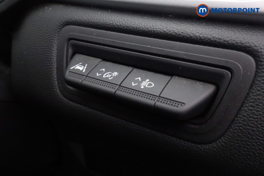 Renault Captur Techno Manual Petrol SUV - Stock Number (1595518) - 16th supplementary image