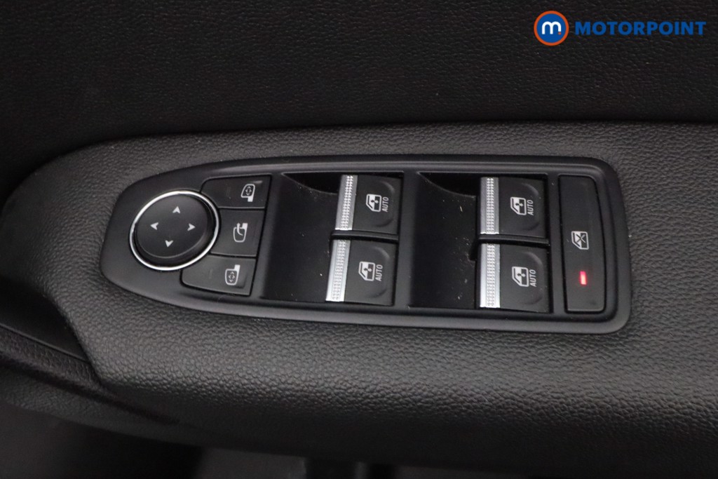 Renault Captur Techno Manual Petrol SUV - Stock Number (1595518) - 21st supplementary image