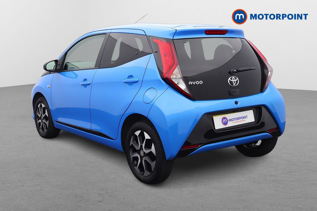 Toyota Aygo X-Trend Manual Petrol Hatchback - Stock Number (1596660) - Passenger side rear corner