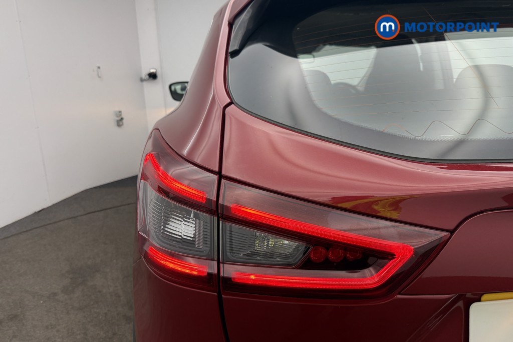 Nissan Qashqai Acenta Premium Manual Petrol SUV - Stock Number (1597814) - 9th supplementary image