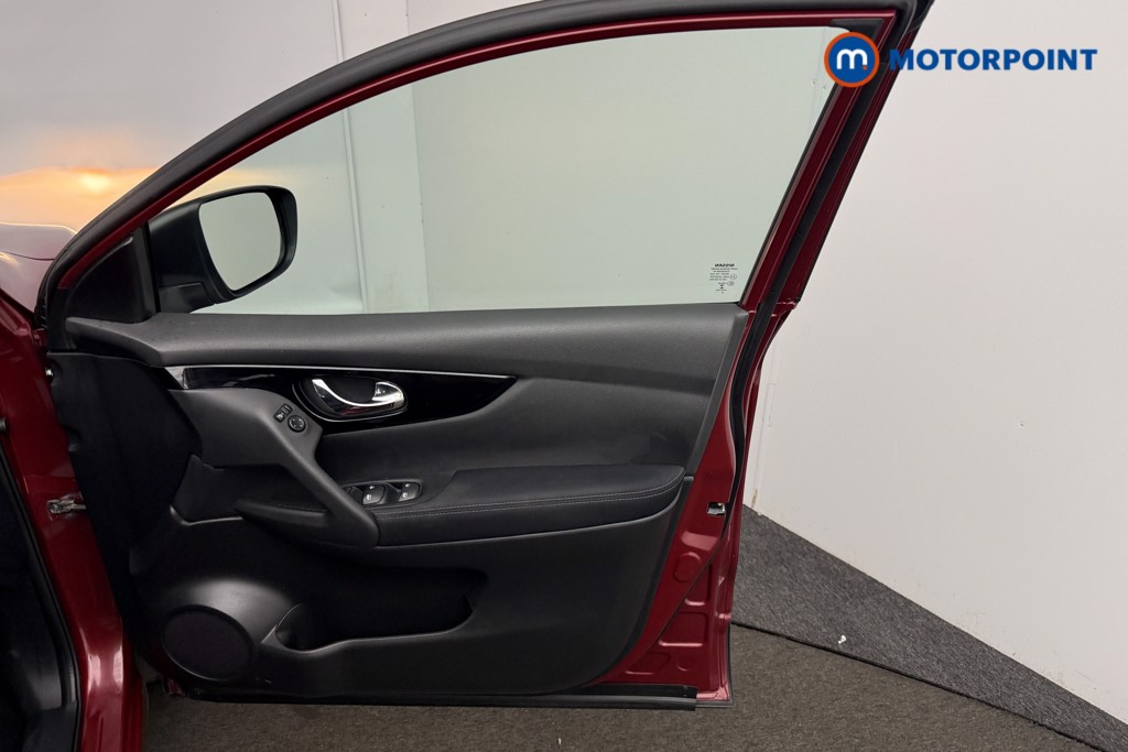 Nissan Qashqai Acenta Premium Manual Petrol SUV - Stock Number (1597814) - 18th supplementary image