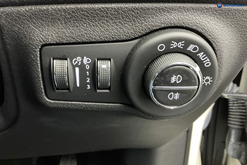 Jeep Compass Night Eagle Manual Diesel SUV - Stock Number (1601408) - 23rd supplementary image