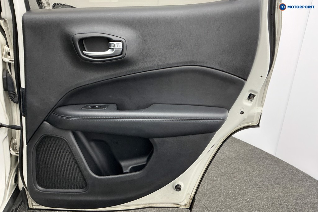 Jeep Compass Night Eagle Manual Diesel SUV - Stock Number (1601408) - 26th supplementary image