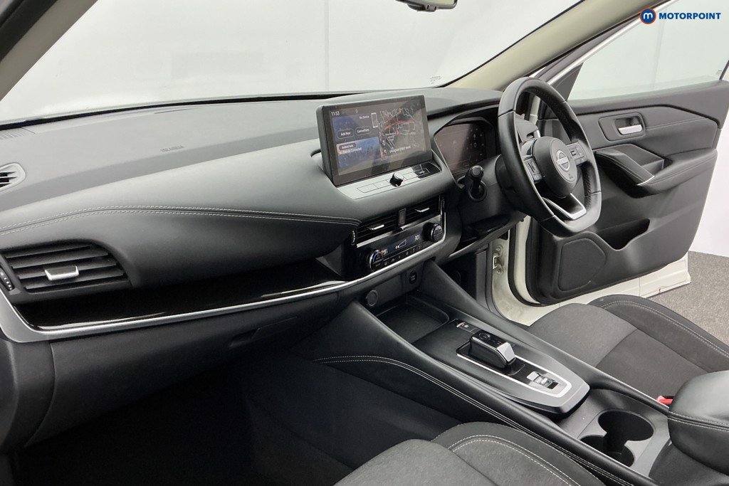Nissan Qashqai N-Connecta Automatic Petrol-Electric Hybrid SUV - Stock Number (1602980) - 10th supplementary image
