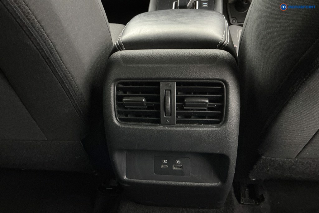 Nissan Qashqai N-Connecta Automatic Petrol-Electric Hybrid SUV - Stock Number (1602980) - 15th supplementary image