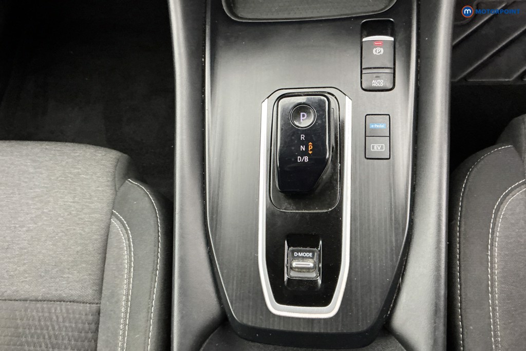 Nissan Qashqai N-Connecta Automatic Petrol-Electric Hybrid SUV - Stock Number (1602980) - 20th supplementary image