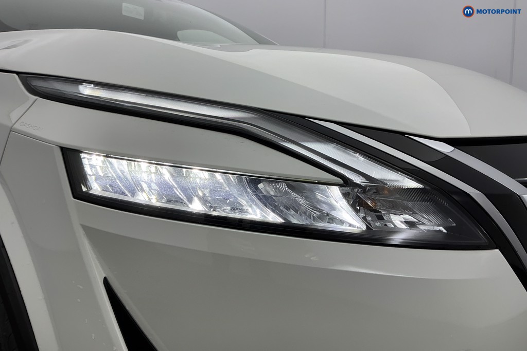 Nissan Qashqai N-Connecta Automatic Petrol-Electric Hybrid SUV - Stock Number (1602980) - 32nd supplementary image