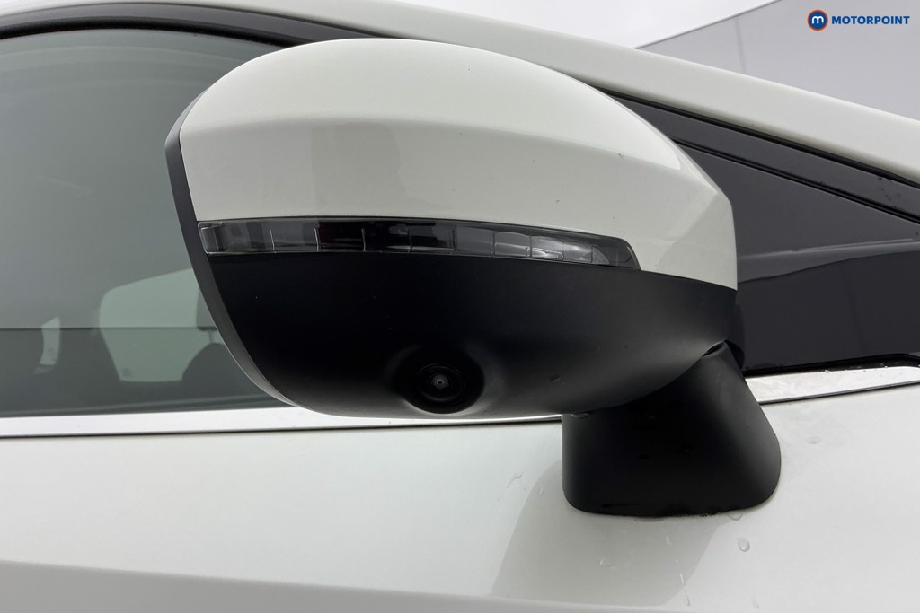 Nissan Qashqai N-Connecta Automatic Petrol-Electric Hybrid SUV - Stock Number (1602980) - 33rd supplementary image